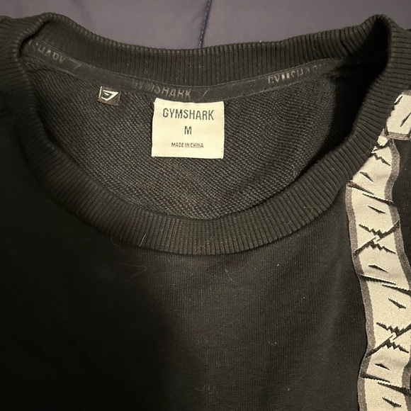 Gymshark Women's Black Cropped Sweatshirt size M. - Picture 4 of 6